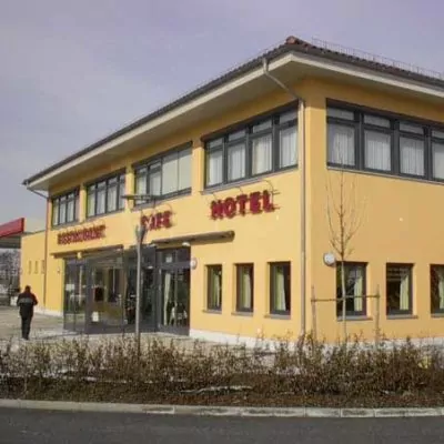 Rasthof-Werneck-001_01